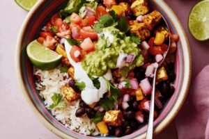 Creamy Homemade Peanut Sauce Recipe