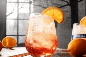 Refreshing Aperol Spritz Recipe for Summer Cheers
