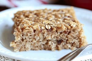 Easy Oatmeal Cake Recipe
